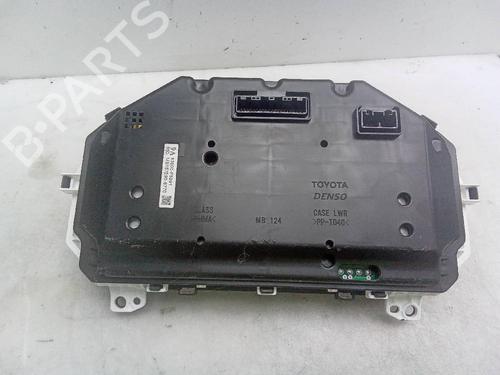 Used Instrument cluster TOYOTA YARIS (_P13_) 1.5 (NSP131_) (112 hp) 20503713