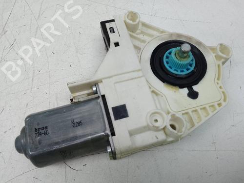 Rear left window mechanism LAND ROVER RANGE ROVER SPORT I (L320) 3.0 D 4x4 | BP19583216C24 