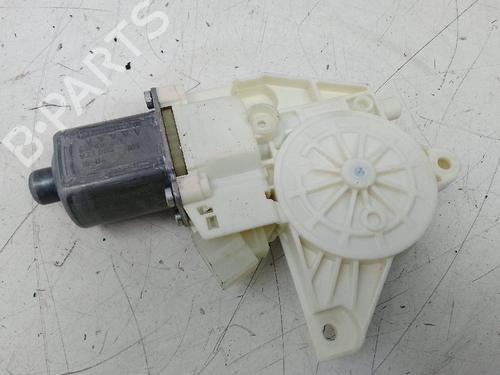 Right front window motor INFINITI Q30 1.5 D | BP19492934E20 