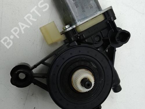 Used Right rear window motor Right rear window motor AUDI A3 Sportback (8VA, 8VF) 2.0 TDI (150 hp) 19776612 19776612