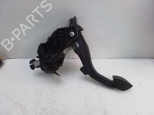 Clutch pedal PEUGEOT 3008 II SUV (MC_, MR_, MJ_, M4_) 1.5 BlueHDi 130 | BP23997597I13 