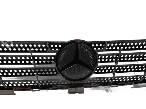 Grille MERCEDES-BENZ C-CLASS Coupe (CL203) C 180 Kompressor (203.746) | BP30170730C40