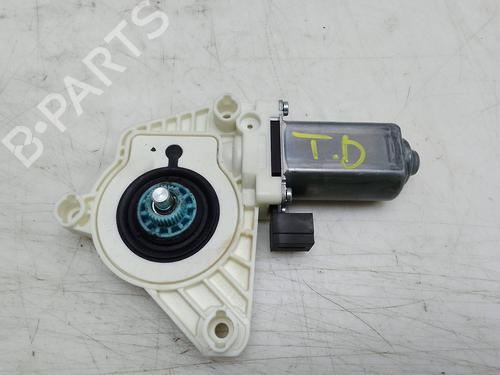 Used Right rear window motor AUDI Q5 (FYB, FYG) 2.0 TDI (150 hp) 18577375