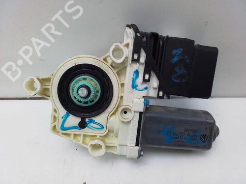 Right front window motor VW GOLF V (1K1) 2.0 SDI | BP26158570E20 