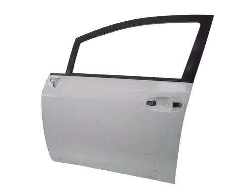 Used Left front door TOYOTA VERSO (_R2_) 1.6 D4-D (WAR20_) (112 hp) 31063605