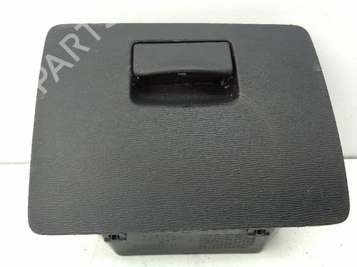 Used Glove box TOYOTA AVENSIS Saloon (_T27_) 2.0 D-4D (ADT270_, ADT270R) (124 hp) 18585920
