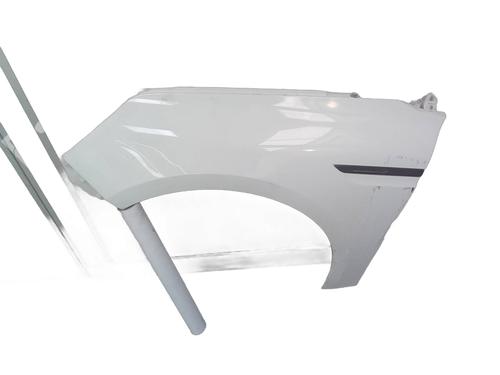 left-front-fenders-renault-megane-iv-hatchback-b9amn_-15-dci-110-b9a3-2015-19697183 main image