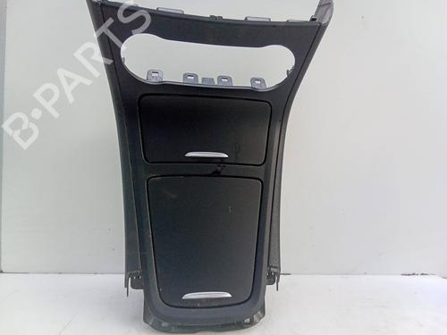 Used Middle console Middle console 26158757 26158757