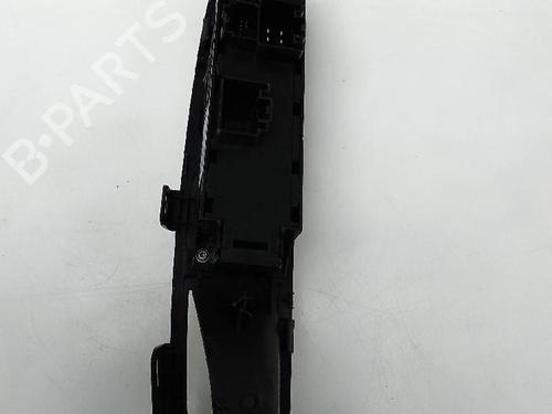 Used Left front window switch FORD FOCUS III [2010-2020]  23850791