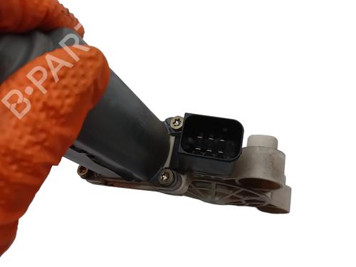 Right front window motor MERCEDES-BENZ C-CLASS Coupe (CL203) C 180 Kompressor (203.746) | BP30195454E20