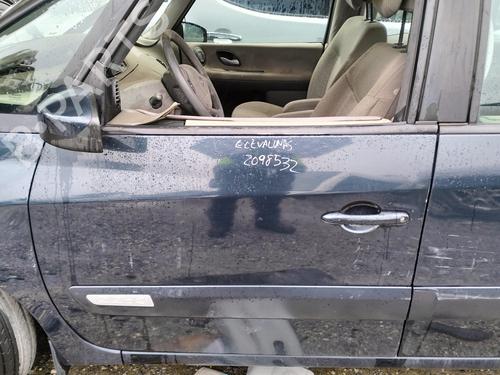 Used Left front door RENAULT ESPACE IV (JK0/1_) 2.2 dCi (JK0H) (150 hp) 32109557