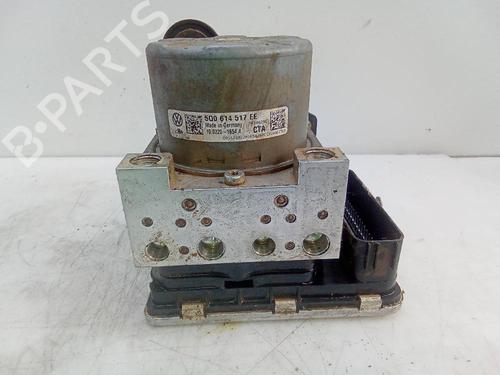 Used ABS pump VW GOLF VII (5G1, BQ1, BE1, BE2) 2.0 GTI (220 hp) 26052609