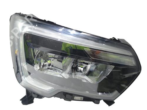 Højre forlygte RENAULT MASTER III Van (FV) 2.3 dCi 130 FWD (FV0M, FV0Y, FV0J, FV02, FV03) (130 hp) 31583026