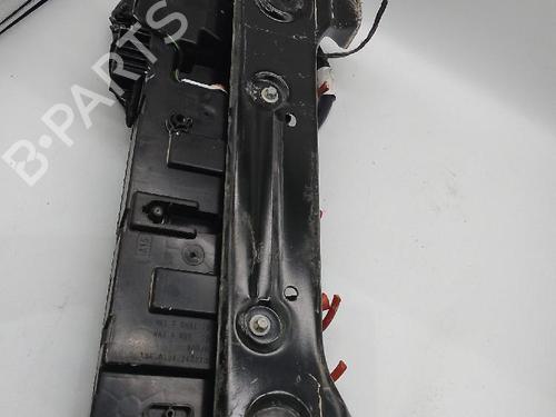 Used Fuse box MERCEDES-BENZ MARCO POLO Camper (W447) 170 CDI (447.703) (102 hp) 25811555
