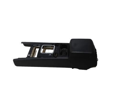 Used Middle console Middle console VW TOUAREG (7LA, 7L6, 7L7) 3.0 V6 TDI (225 hp) 34153159 34153159