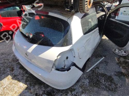 AC Styreenhet / Manøvreringsenhet RENAULT CLIO III (BR0/1, CR0/1) 1.2 16V (BR02, BR0J, BR11, CR02, CR0J, CR11) (75 hp) 18578435