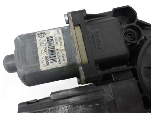 Left front window motor VW PASSAT B7 Variant (365) 1.6 TDI | BP28150211E21 - Image 4