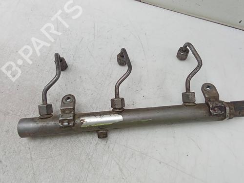 Used Injection rail Injection rail 19643092 19643092