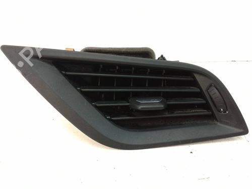 Used Air vent Air vent BMW 1 (F40) M 135 i xDrive (306 hp) 18597717 18597717