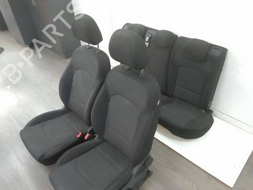 Used Seats set Seats set HYUNDAI i30 FASTBACK (PDE, PDEN) 1.6 CRDi hybrid 48V (136 hp) 20291142 20291142