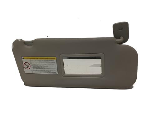 Used Right sun visor Right sun visor 37069286 37069286