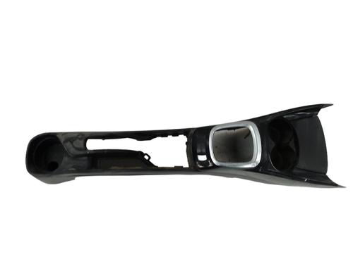 Used Middle console Middle console TOYOTA YARIS (_P13_) 1.3 (NSP130_, NSP130) (99 hp) 20115665 20115665