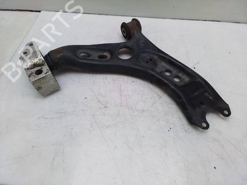 Used Right front suspension arm VW TIGUAN (5N_) [2007-2018]  26158010