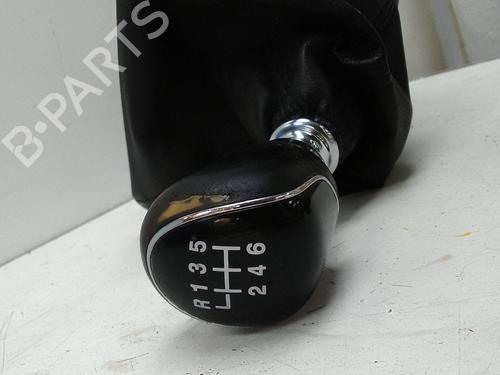 Used Gear lever Gear lever FORD TRANSIT CUSTOM V362 Bus (F3) 2.2 TDCi (125 hp) 19582952 19582952
