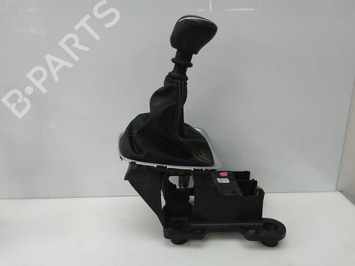 Used Gear lever Gear lever OPEL CROSSLAND X / CROSSLAND (P17, P2QO) 1.2 (75) (131 hp) 20714390 20714390