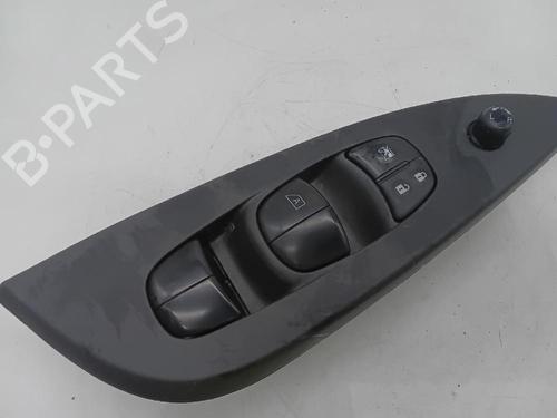 Used Left front window switch NISSAN PULSAR Hatchback (C13) 1.5 dCi (110 hp) 27695126