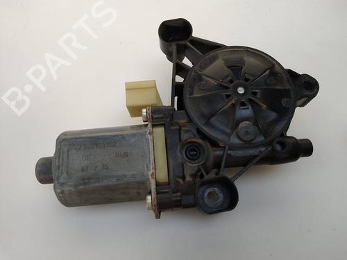Used Right front window motor Right front window motor 23032390 23032390