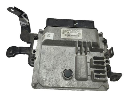Used Engine control unit (ECU) KIA RIO III (UB) 1.1 CRDi (75 hp) 18576270