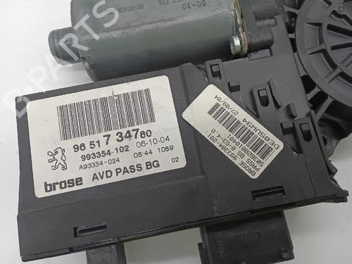 Used Right front window motor PEUGEOT 307 CC (3B) 2.0 16V (136 hp) 26051935