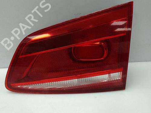 Used Right tailgate light VW PASSAT B7 Variant (365) 1.6 TDI (105 hp) 28150237
