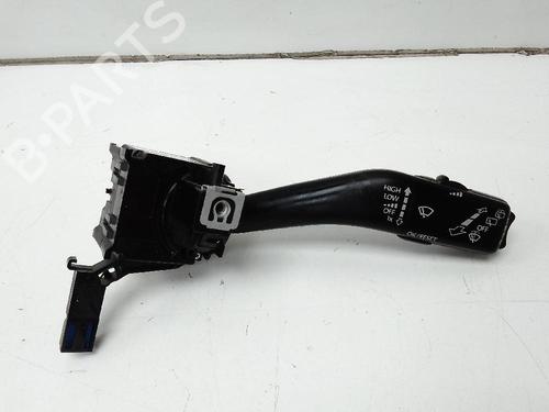 Used Steering column stalk VW GOLF VI (5K1) 2.0 TDI (170 hp) 18584888