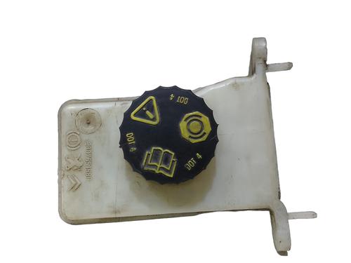 Used Brake fluid reservoir Brake fluid reservoir PEUGEOT 308 SW II (LC_, LJ_, LR_, LX_, L4_) 2.0 BlueHDi 150 (150 hp) 33538958 33538958