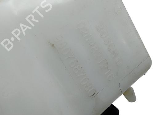 Brake fluid reservoir PEUGEOT 5008 II (MC_, MJ_, MR_, M4_) 1.2 THP (MRHNYH, MRHNYW, MRHNSJ, MRHNSU, MRHNSM) | BP30677561M118 