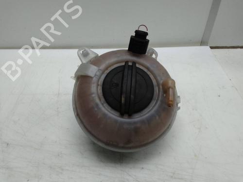 expansion-tank-vw-golf-vii-5g1-bq1-be1-be2-2012-2013-2014-2015-2016-2017-2018-2019-2020-2021-26053364 main image