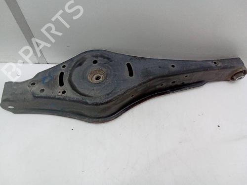 Used Right rear suspension arm VW TIGUAN (5N_) [2007-2018]  26158063