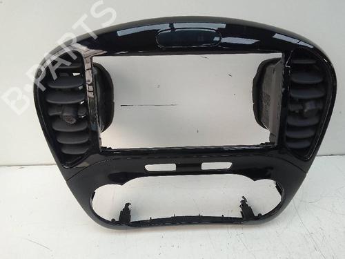 Used Air vent NISSAN JUKE (F15) 1.5 dCi (110 hp) 19707860