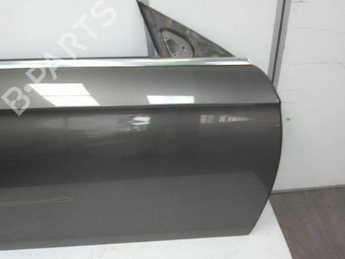 Used Right front door MERCEDES-BENZ CLS (C219) [2004-2011]  24736685