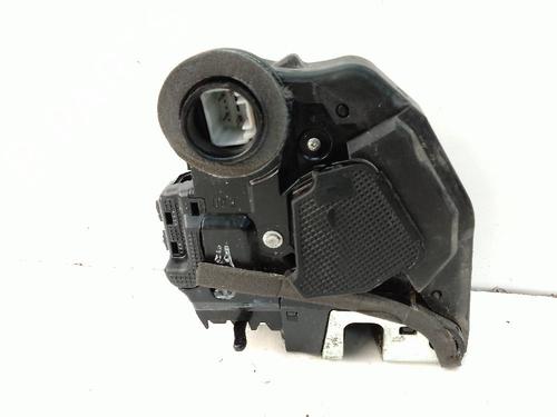 Rear right lock TOYOTA VERSO (_R2_) 2.0 D-4D (AUR20_, AUR20R) | BP18598445C99 