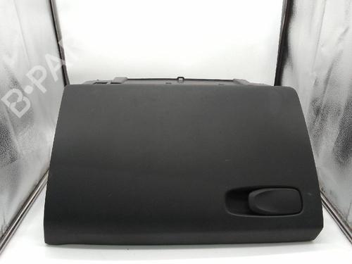Used Glove box VOLVO V40 Hatchback (525) D2 (120 hp) 25302640