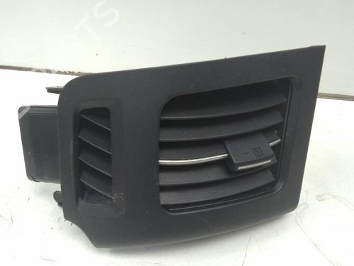 Used Air vent TOYOTA PRIUS (_W3_) 1.8 Hybrid (ZVW30) (136 hp) 19071741