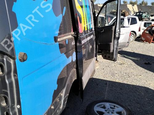 Used Right front steering knuckle HYUNDAI H350 Van 2.5 CRDI (150 hp) 18592450