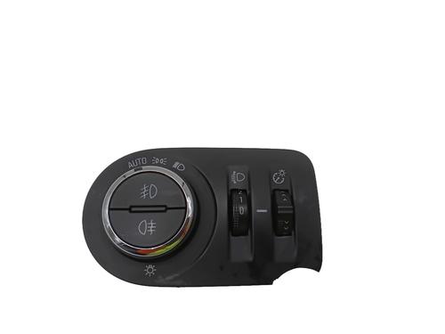 Used Headlight switch OPEL ASTRA K Sports Tourer (B16) 1.6 CDTi (35) (136 hp) 30272858