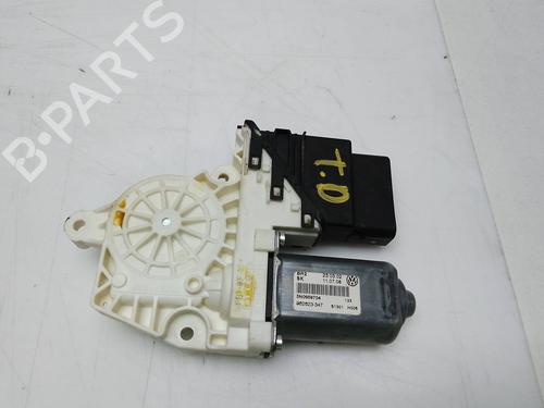 Used Right rear window motor Right rear window motor VW TIGUAN (5N_) 2.0 TDI 4motion (136 hp) 18578400 18578400