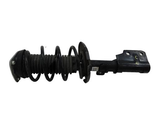 Used Right front shock absorber Right front shock absorber PEUGEOT 5008 II (MC_, MJ_, MR_, M4_) 1.5 BlueHDi 130 (MCYHZJ, MCYHZR, MCYHZX) (131 hp) 18587355 18587355