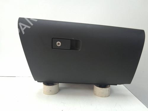 Used Glove box Glove box VOLVO S60 II (134) D3 (136 hp) 18582407 18582407