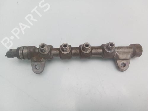 Used Injection rail FIAT DOBLO Bus (263_) 1.6 D Multijet (263AXD1B, 263AXX1B) (105 hp) 20932722
